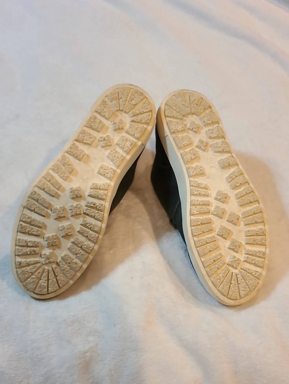 Flag & Anthem Casual Chukka Sneakers